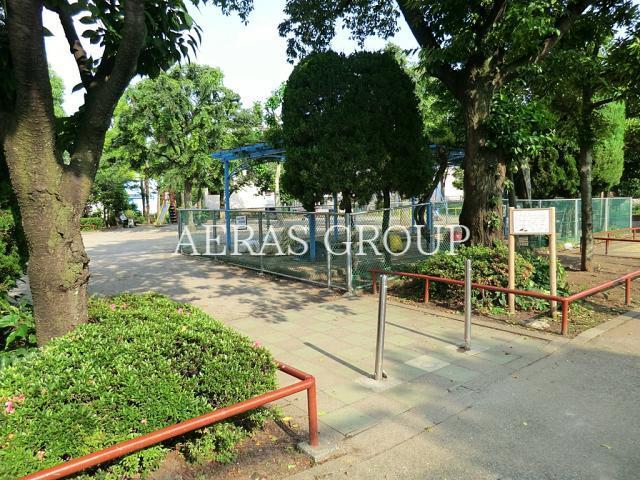 公園　豊玉中いっちょうめ公園（公園）まで671m