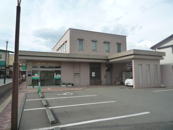 銀行　岩手銀行城西支店（銀行）まで531m