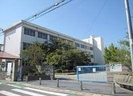 小学校　西宮市立瓦木小学校（小学校）まで499m