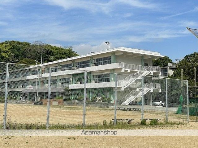 中学校　赤穂市立中学校赤穂西中学校（中学校）まで733m