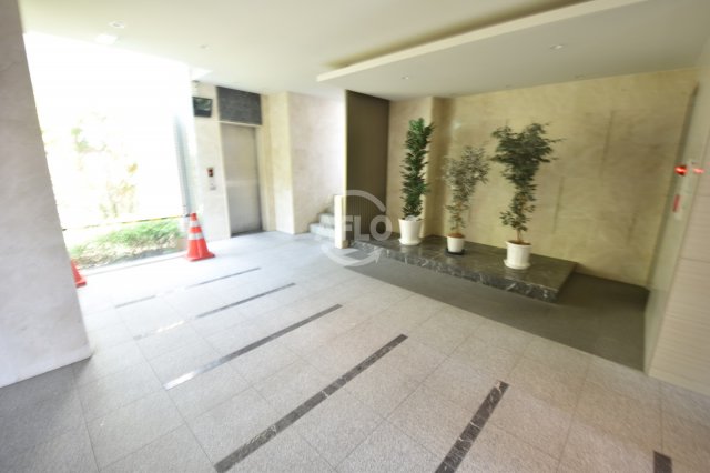 ロビー　ドゥージエム京橋　ロビー