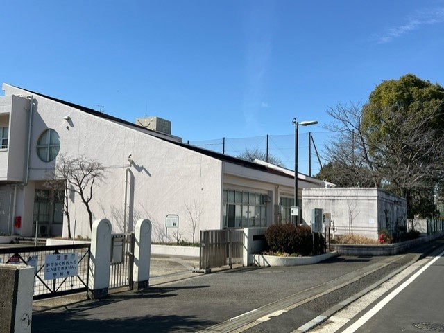 中学校　横浜市立高田中学校（中学校）まで955m