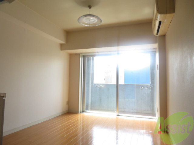 居室・リビング　日当たり良いですね。お部屋が明るいと気分も明るくなります
