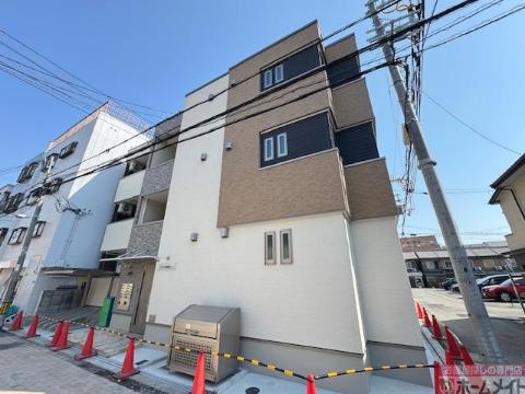 建物外観　外観写真（昼）