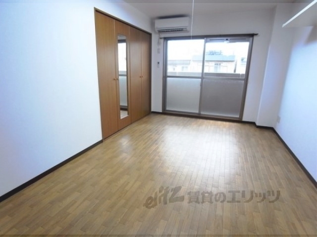 居室・リビング　洋室