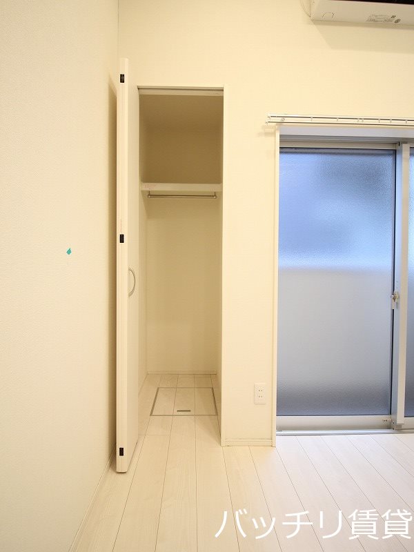 収納　同型タイプの為、現状を優先致します。