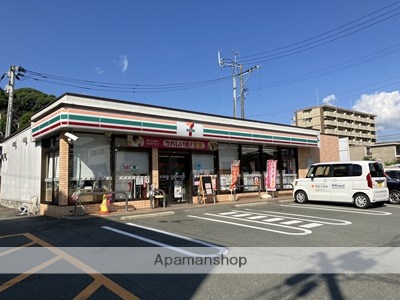 コンビニ　セブンイレブン（コンビニ）まで1638m