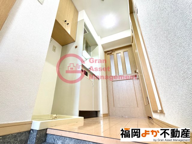 玄関　明るい玄関です