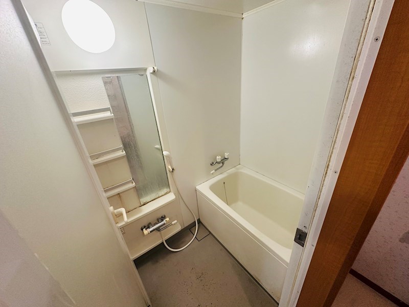 バス・シャワールーム　別部屋参考写真
