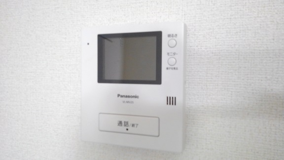 セキュリティ　モニタ付きインターホンで安心
