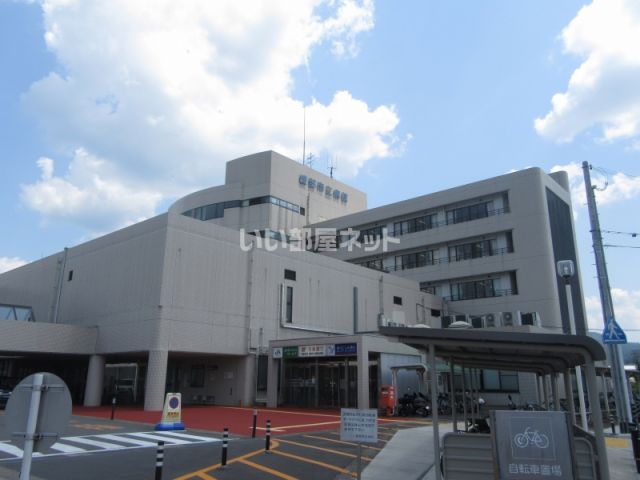 病院　綾部市立病院（病院）まで464m