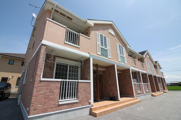 建物外観　オシャレな外観