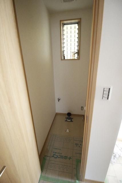 トイレ　施工途中です