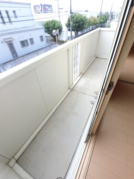 バルコニー　図面と現状に相違がある場合には現状を優先