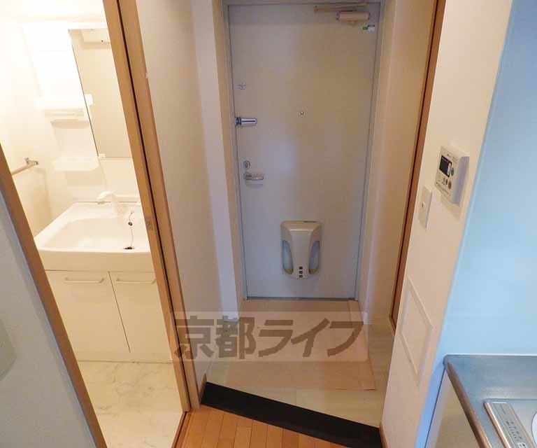 玄関　玄関です。