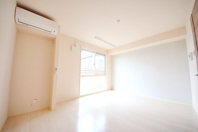 居室・リビング　★★広々としたお部屋です★★