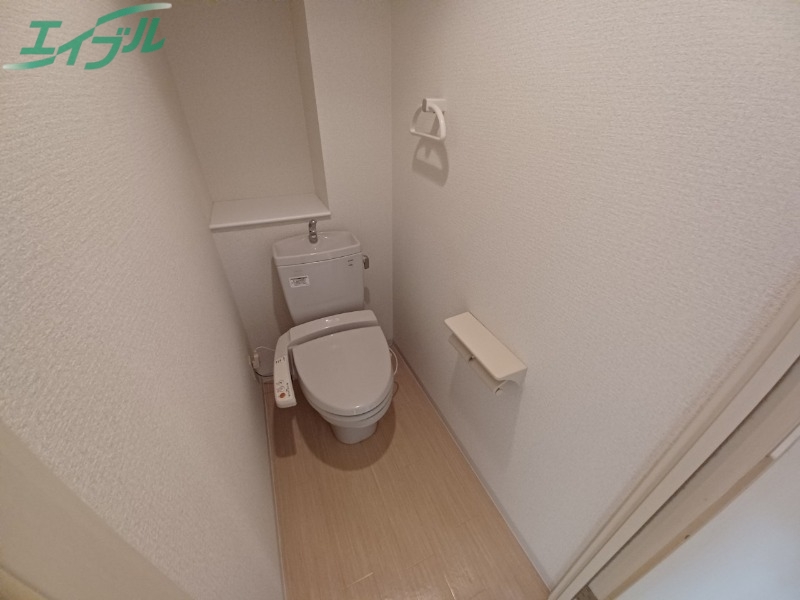 トイレ　別部屋画像参考
