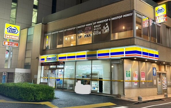 コンビニ　ミニストップ（コンビニ）まで341m