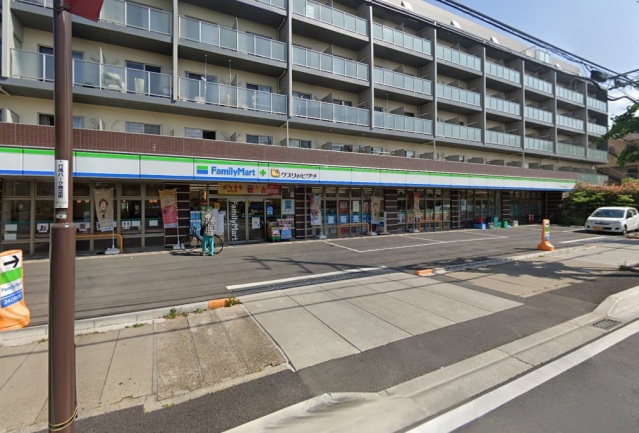 ドラックストア　ファミリーマート＋薬ヒグチ行徳駅前公園店（ドラッグストア）まで285m