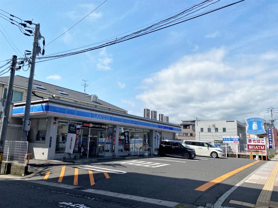コンビニ　ローソン鹿児島紫原一本桜店（コンビニ）まで240m