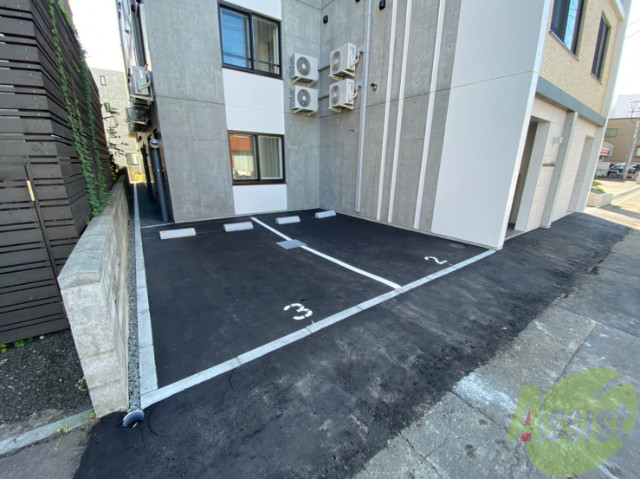 駐車場　駐輪場