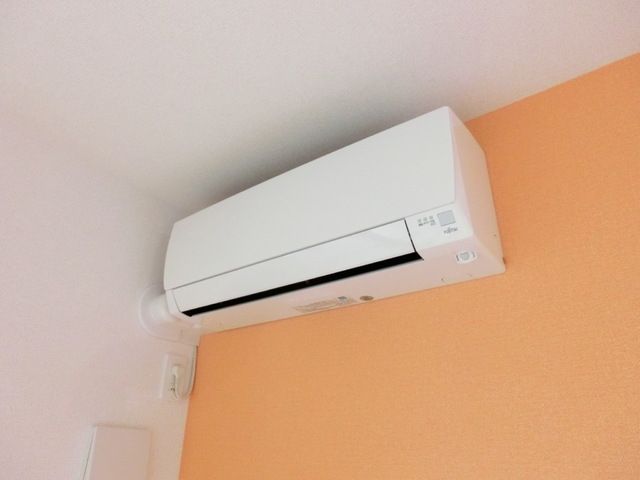 その他　★エアコン★