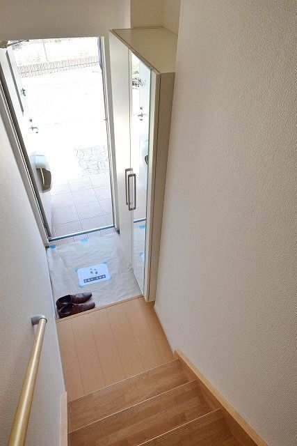玄関　★シューズボックス付きの玄関です★