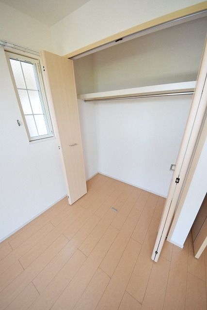 収納　★6帖の洋室のクローゼットです★