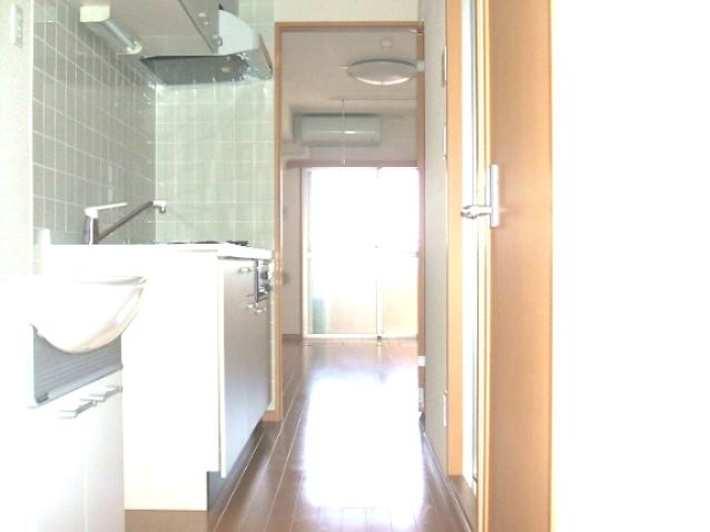 玄関　別号室の参考写真です。