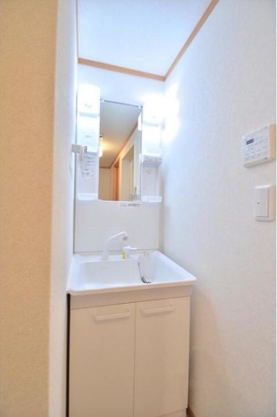 洗面設備　弊社は都内全域の物件をご紹介可能です！