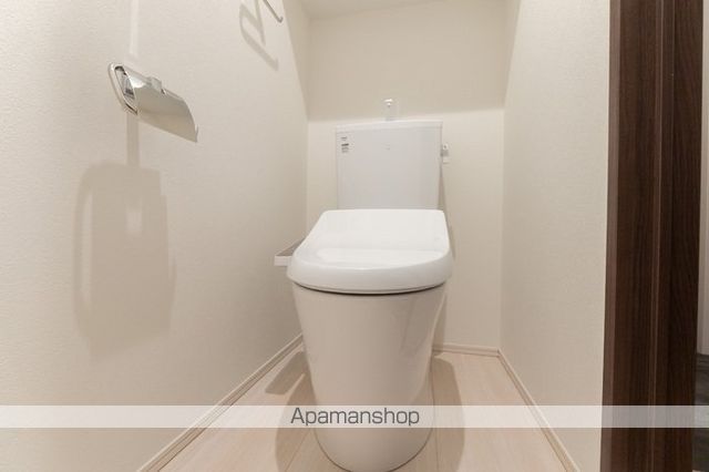 DーGrande弥生Eのトイレ写真
