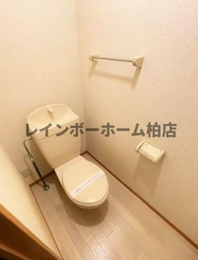 トイレ　トイレもきれいです