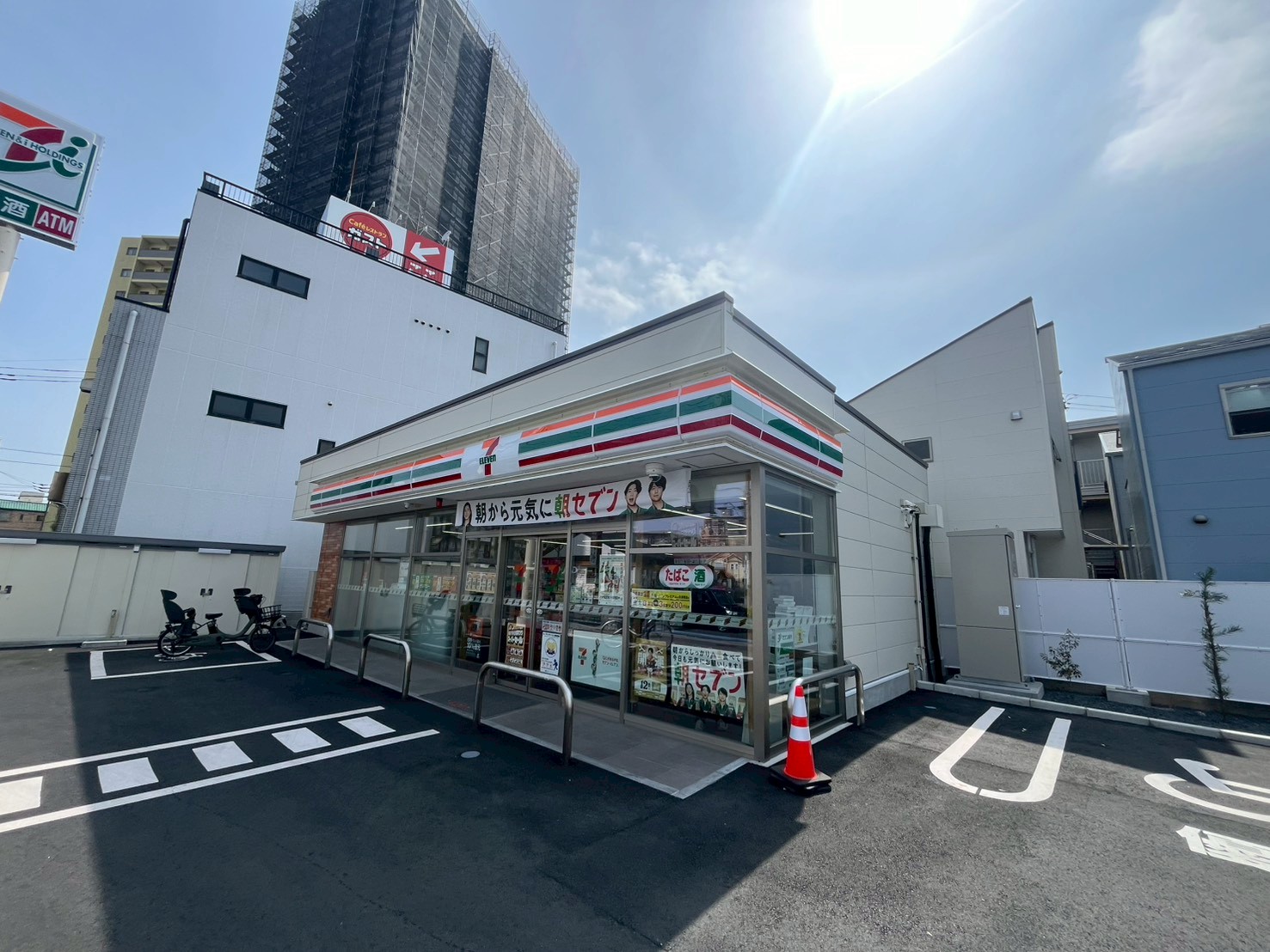 コンビニ　セブンイレブ沼影一丁目店（コンビニ）まで450m
