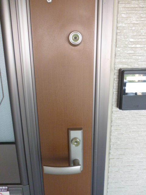玄関　２シリンダー