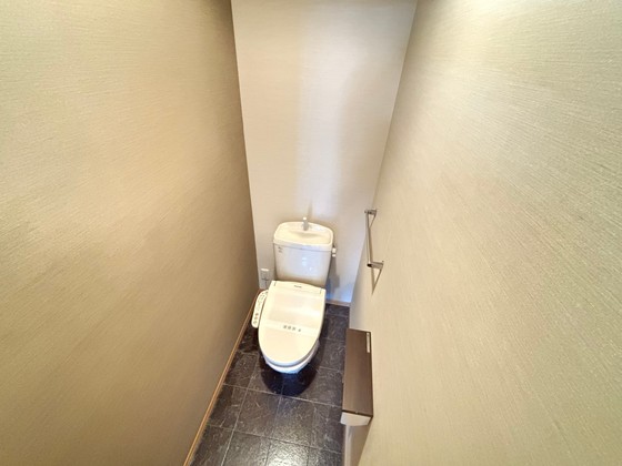 トイレ　※別部屋の写真です