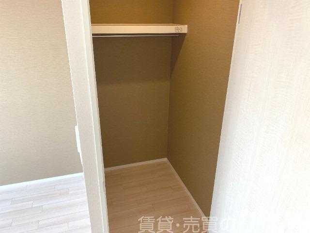 収納　ウォークインクローゼット