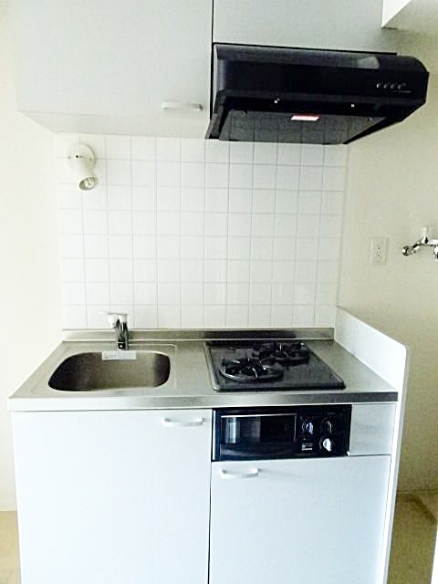 キッチン　【設備充実、安心のセキュリティ♪】横浜駅も至近で住環境良好！
