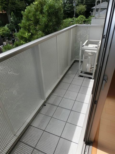 バルコニー　バルコニー