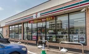 コンビニ　セブンイレブン札幌西宮の沢4条店（コンビニ）まで330m