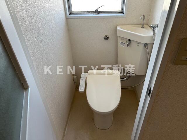 トイレ　ゆったりとした空間のトイレです
