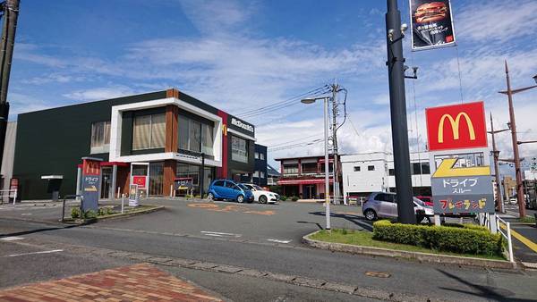 飲食店　マクドナルド健軍店（飲食店）まで638m