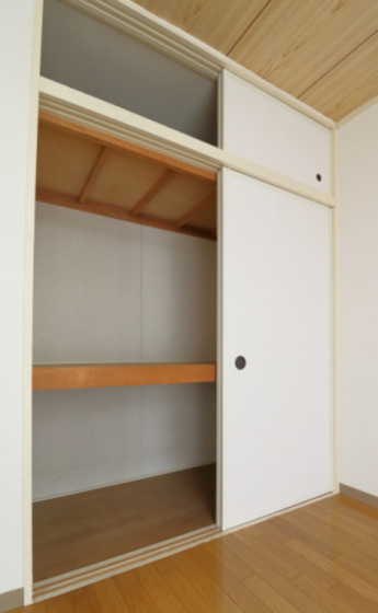 収納　※別部屋の写真です