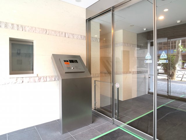 エントランス　オートロック