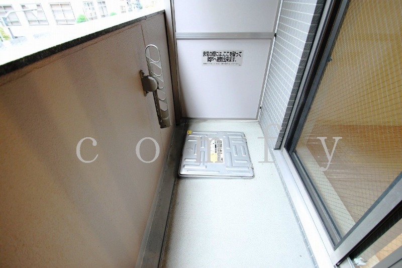 バルコニー　バルコニー