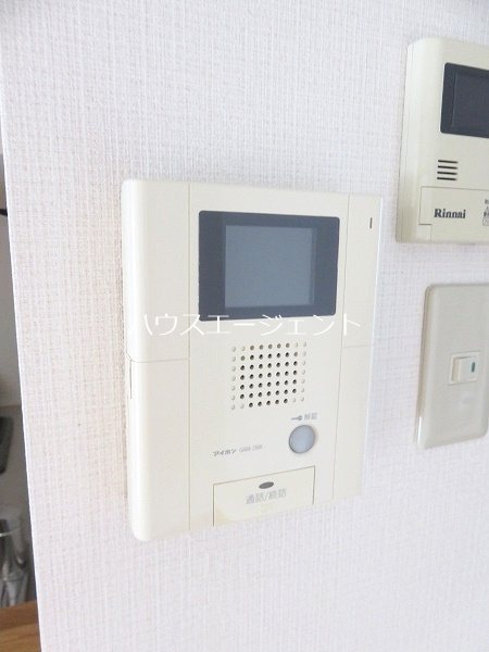 セキュリティ　モニター付インターホンです。