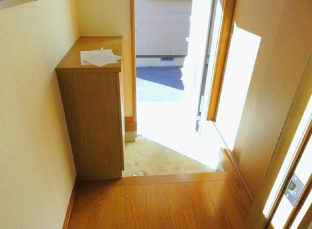 玄関　玄関収納やシューズボックスあります。