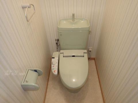 トイレ　シャワー付トイレ