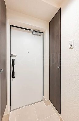 玄関　※別部屋・参考画像