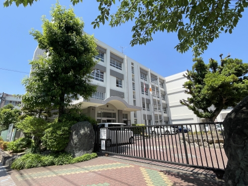 中学校　城南中学校（久留米市）（中学校）まで600m