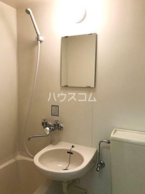 ポート旗の台の内装写真